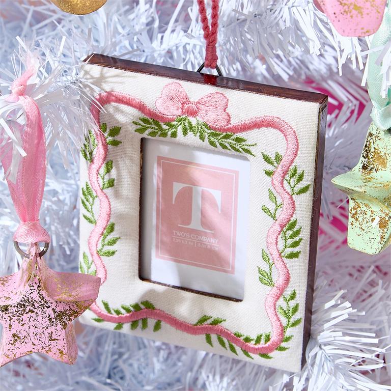 Embroidered Ornament Photo Frame
