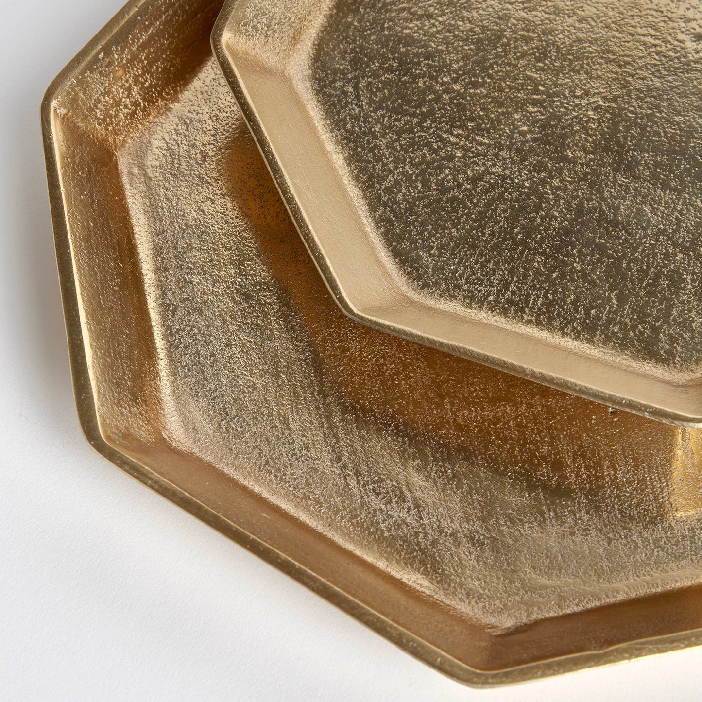 Dezi Octagonal Serving Tray: Gold/Aluminum
