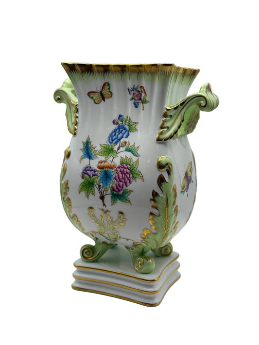 Queen Victoria Baroque Vase