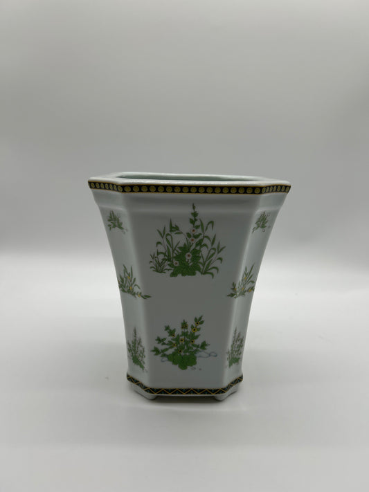 Green & White Cachepot 9"