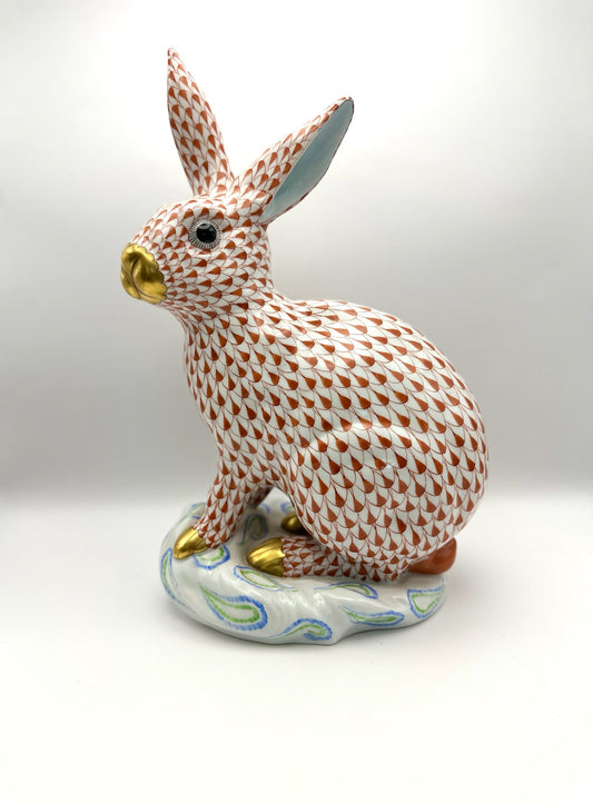 Large Rabbit on Base Rust