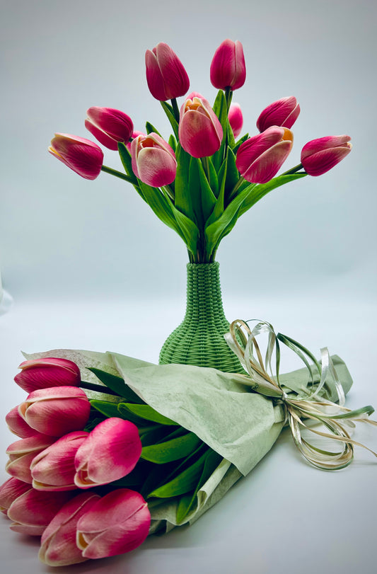 Real Feel Tulip Bundle of 12 - Fuchsia/White