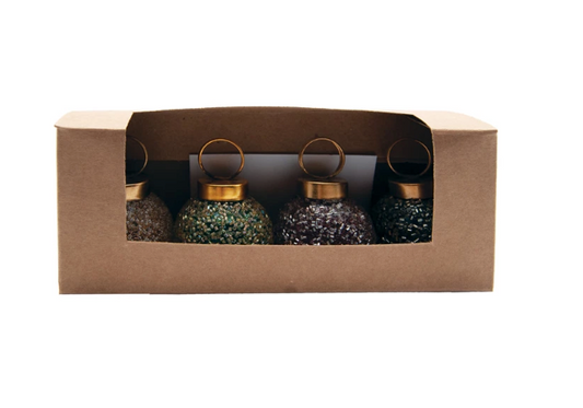 S/4 Beaded Ornament Place Card Holder