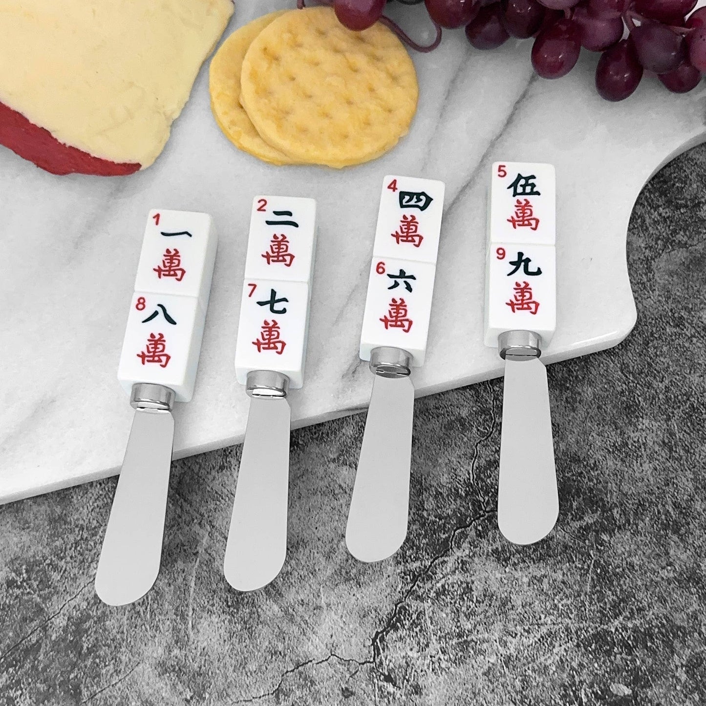 Mahjong Characters of Wisdom Spreader