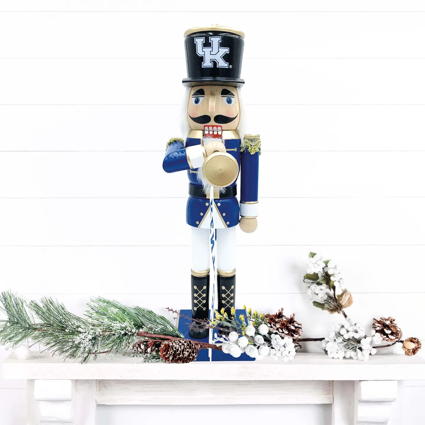 14" Kentucky Bugler Nutcracker