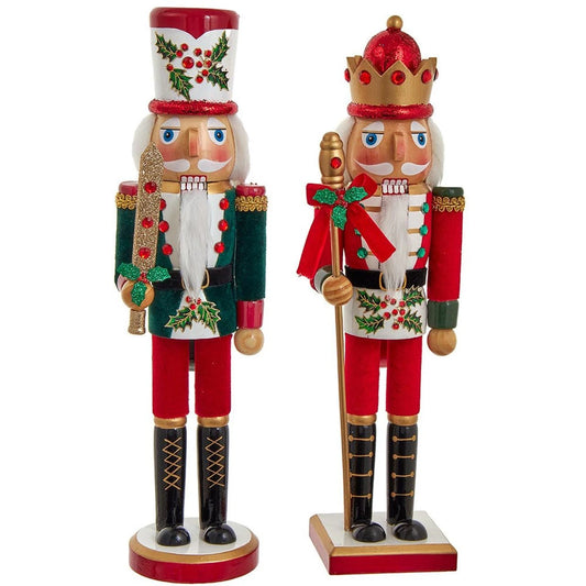 15" Hollies & Berries Nutcracker