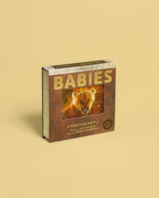 Babies: A MOVING Photicular Book