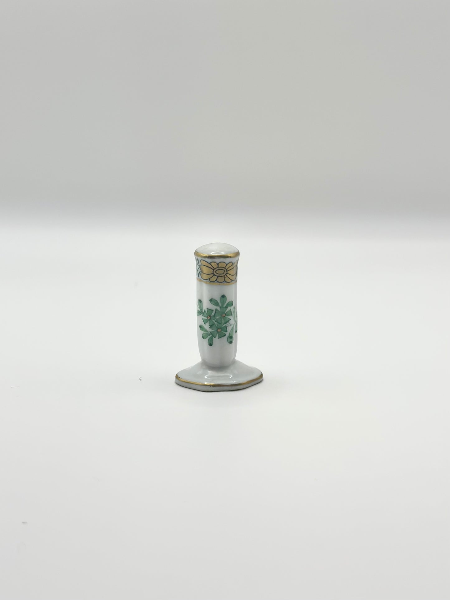 Ring Holder Chinese Bouquet Green