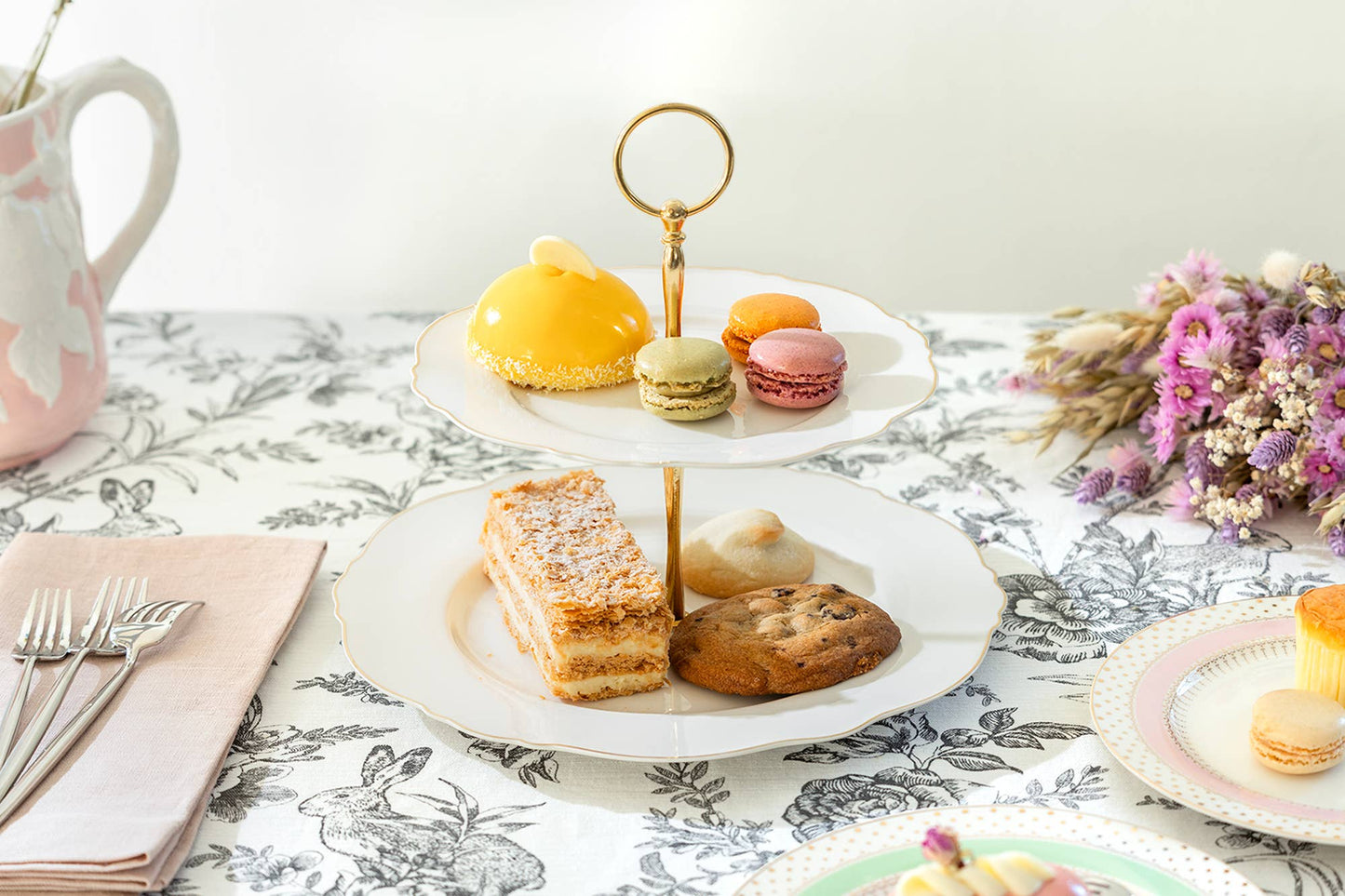 White Gold Duchess Fine Porcelain 2-Tier Server