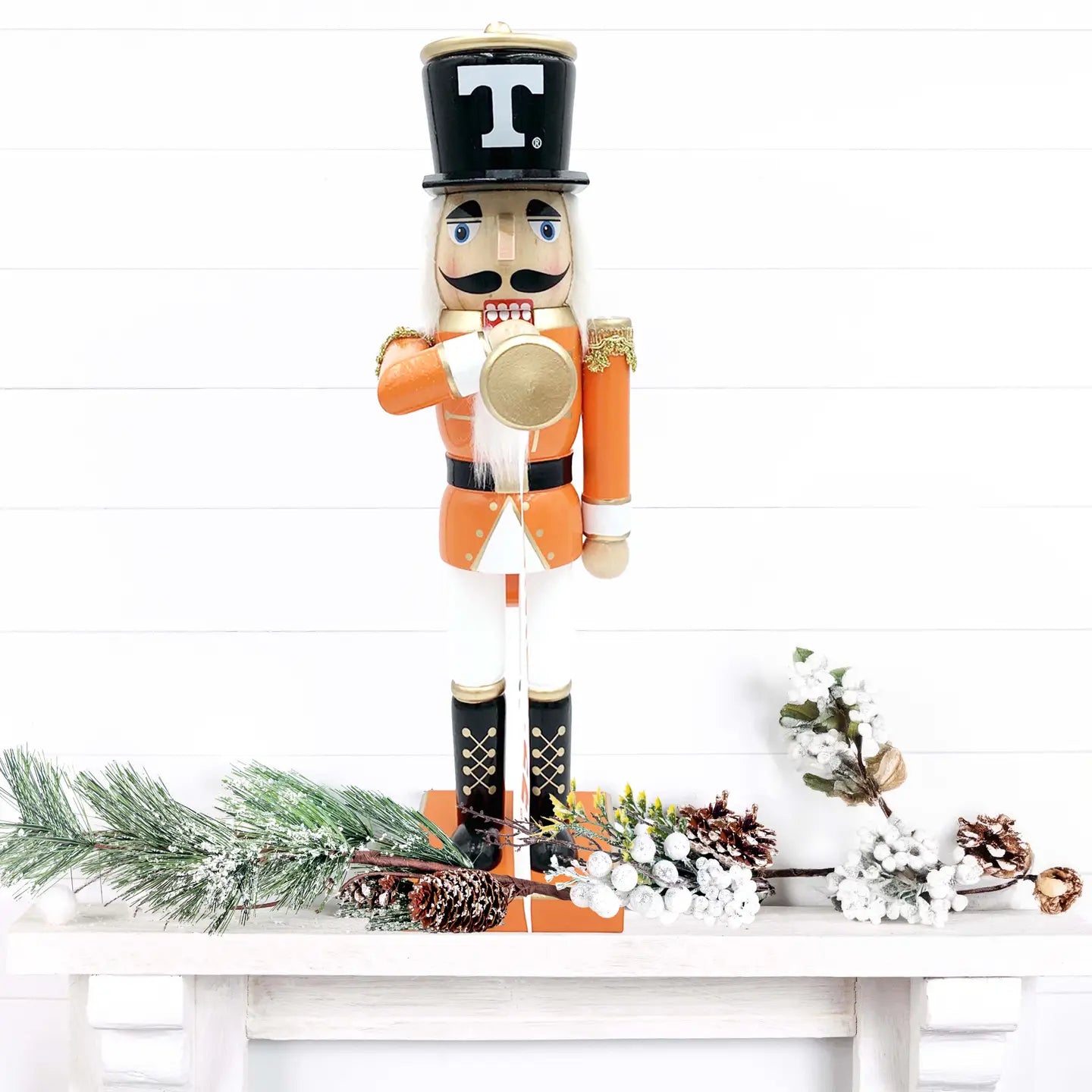 14" Tennessee Bugler Nutcracker