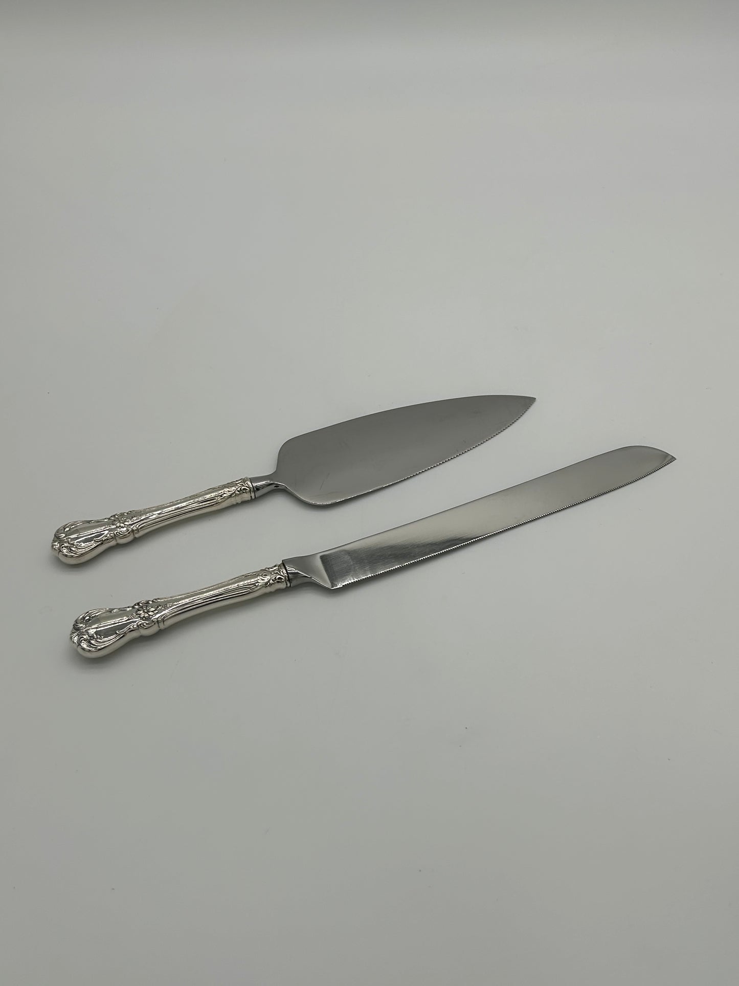 Old Master by Towle Wedding Cake Server Set