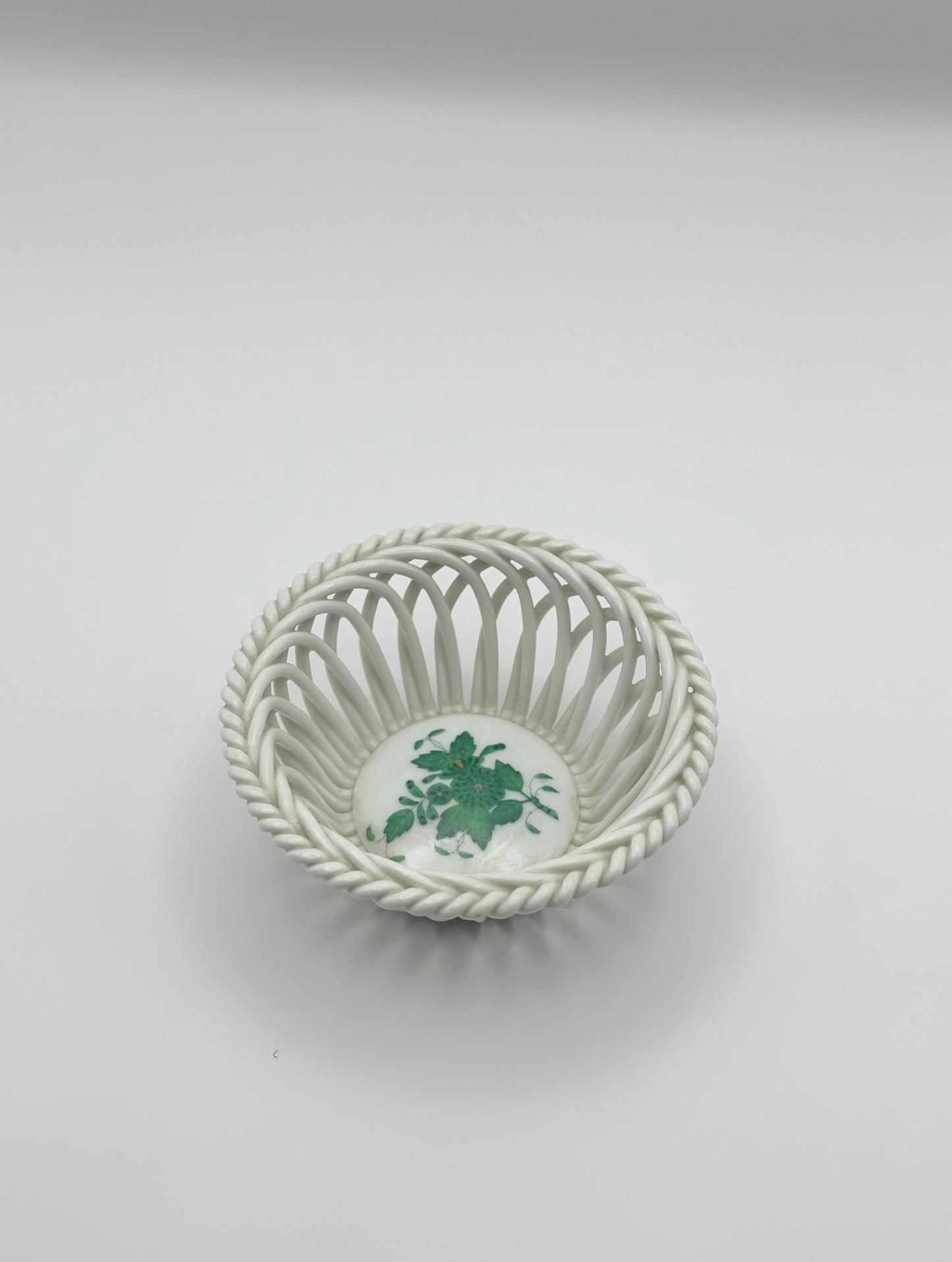 Open Weave Bowl 3.5" Chinese Bouquet Green