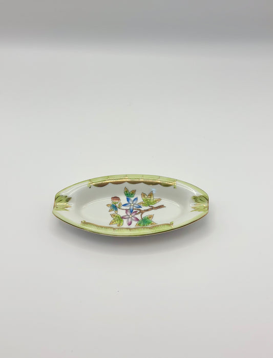 Oval Dish Queen Victoria