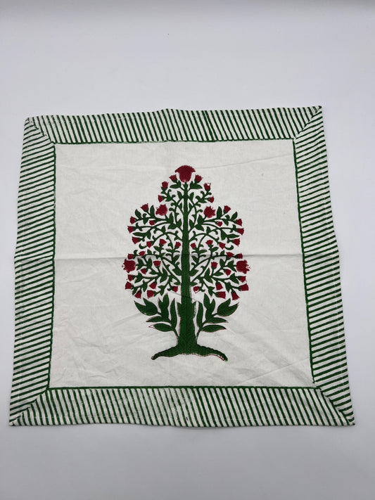 72x120 Tablecloth Green/Red Tree