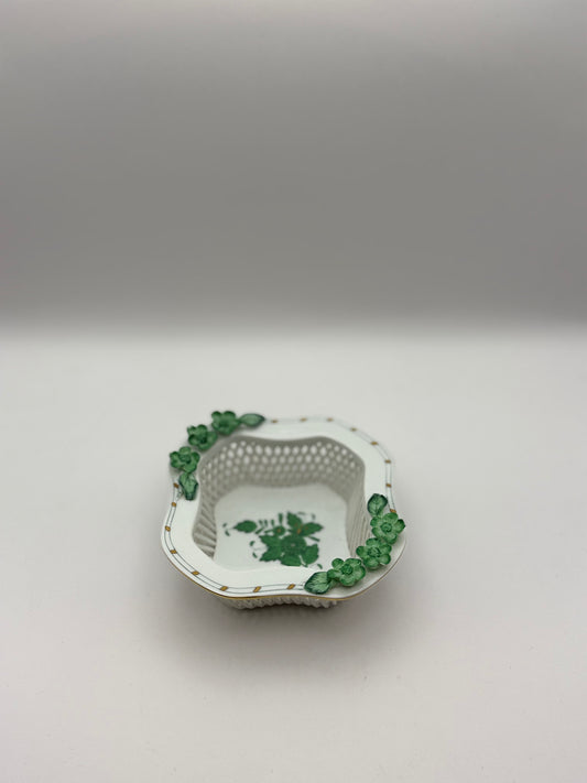 Scalloped Reticulated Bowl Chinese Bouquet Green