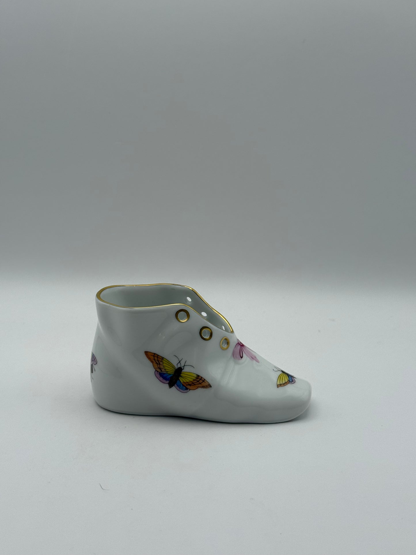Rothschild Baby Shoe with Pink Bow