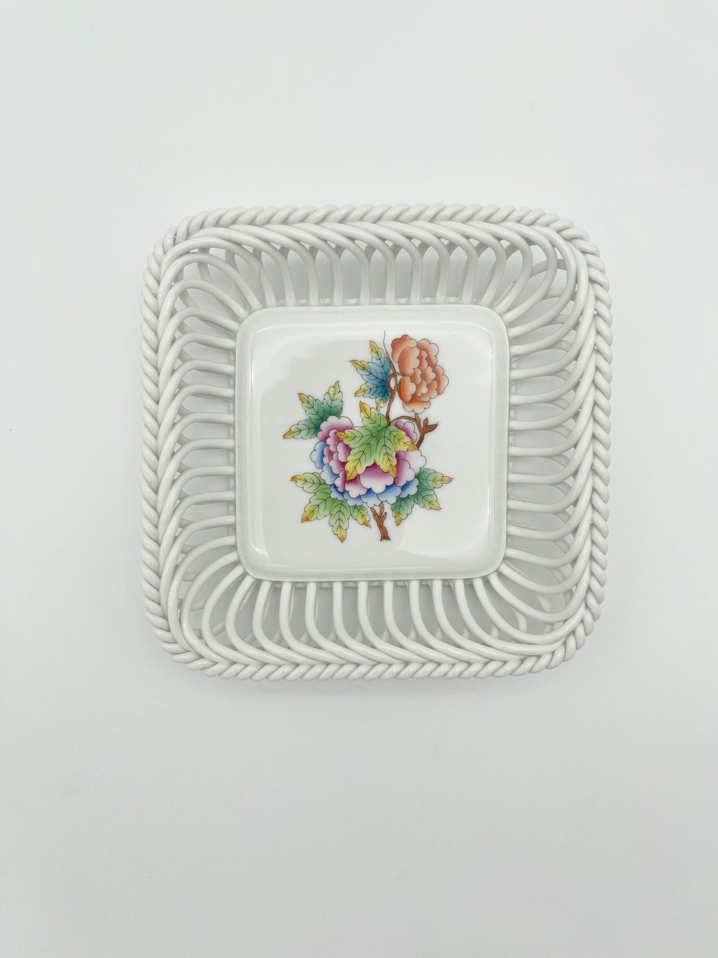 Open Weave Square Tray Small Queen Victoria