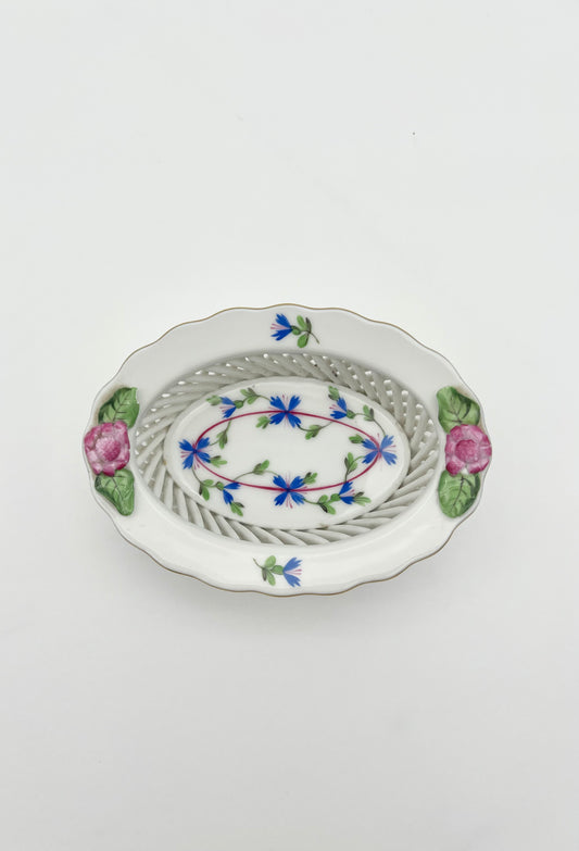 Reticulated Oval Bowl Blue Garland