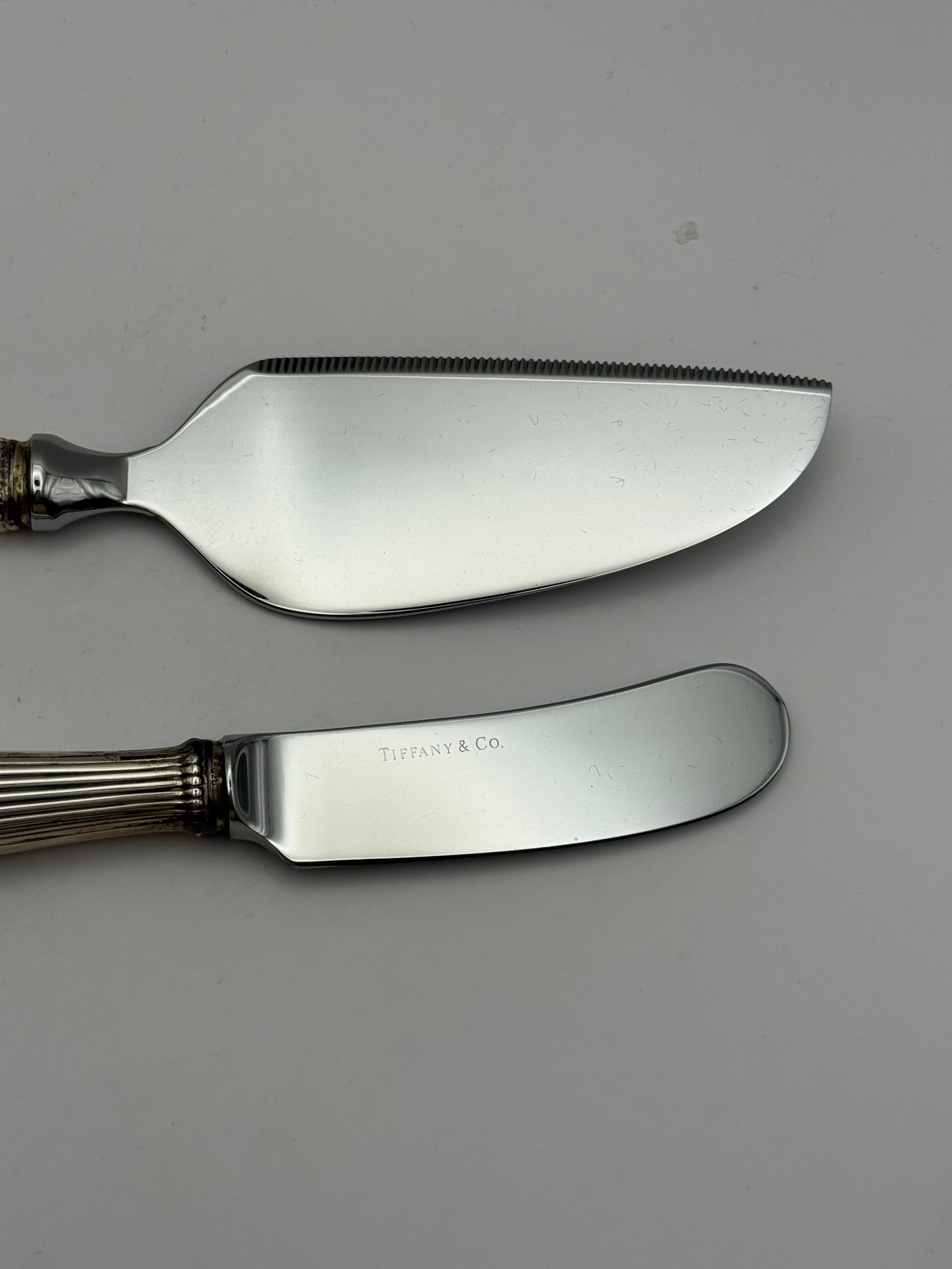 Vintage Tiffany Cheese Set w/ Sterling Handles