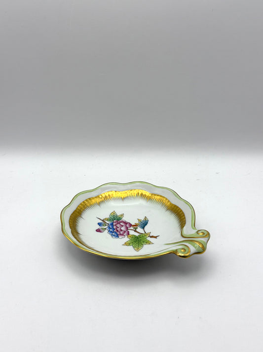 4" Queen Victoria Shell Dish