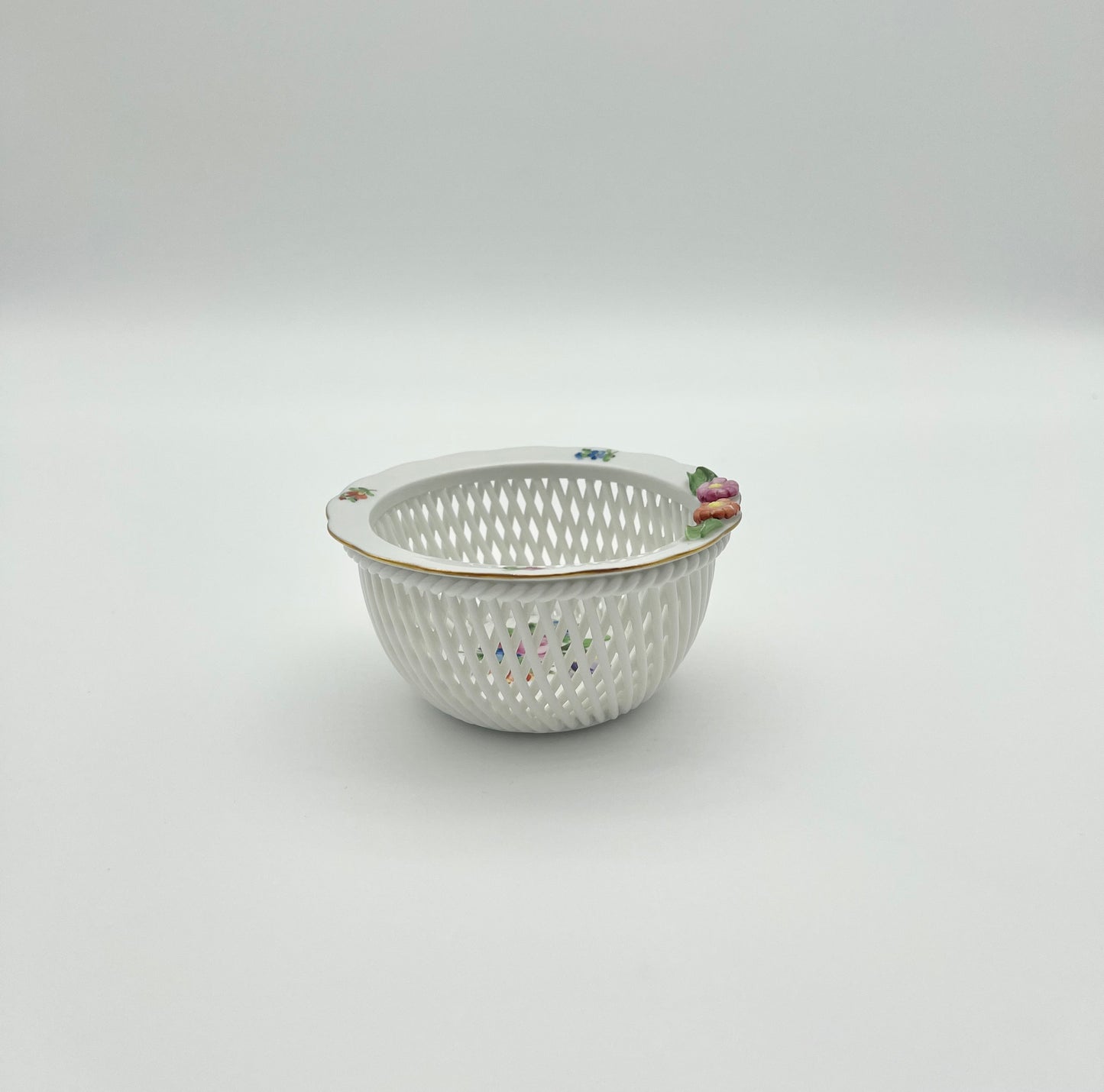 Reticulated Bowl Floral