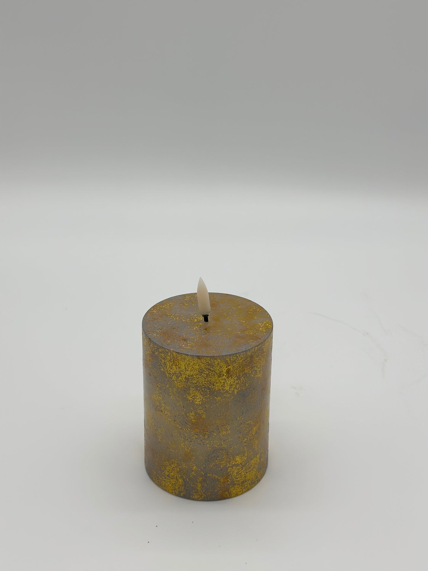 CalmFlame Antique Gold Pillar, 3x4
