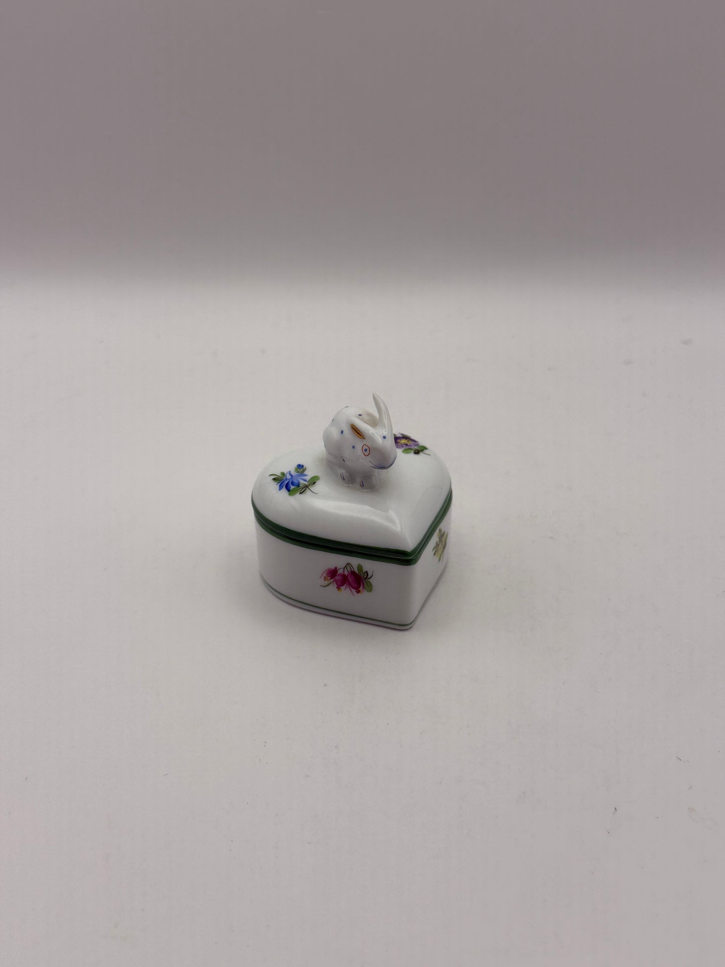 Heart Box w Bunny Floral