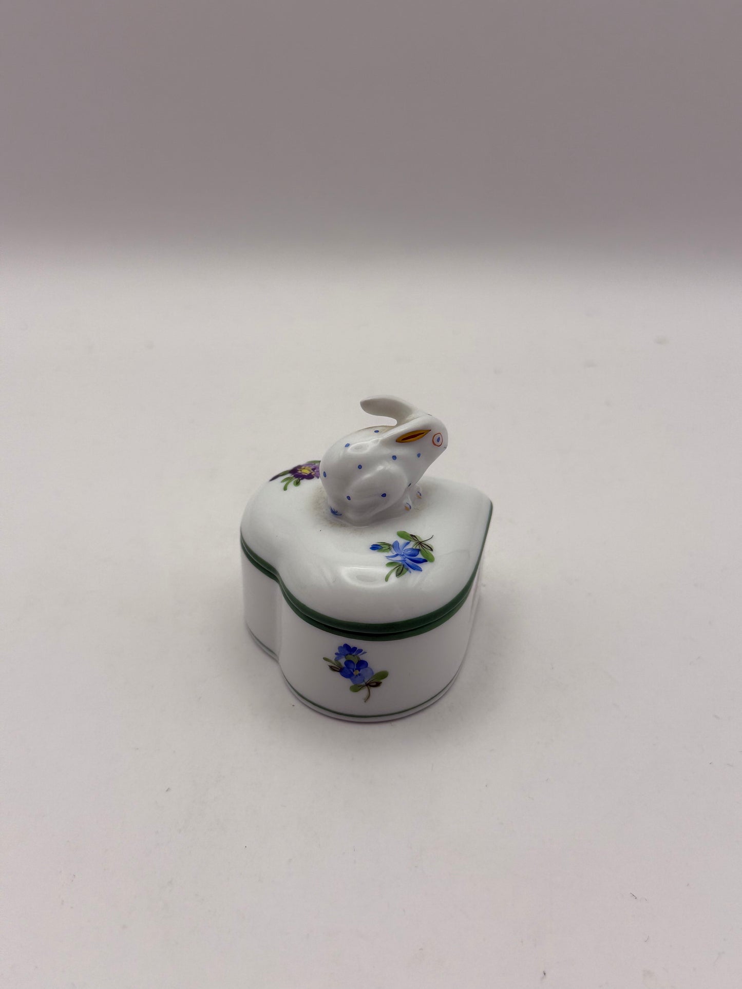 Heart Box w Bunny Floral