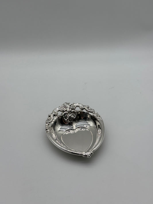 Wallace Sterling Grande Baroque Heart Bon Bon