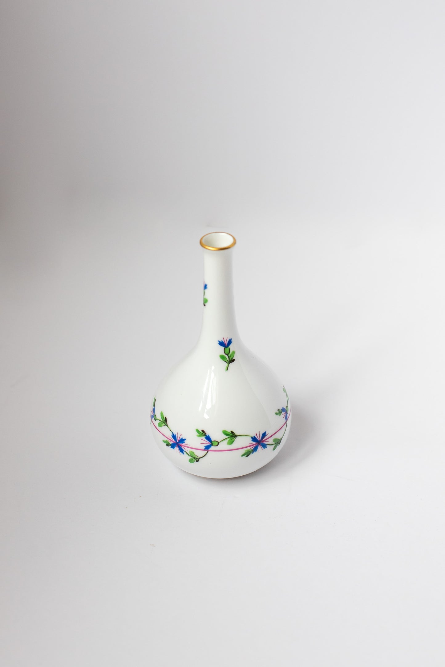 Long Stem 5" Vase Blue Garland