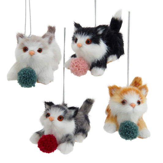 Furry Cat w/ Yarn Ornament