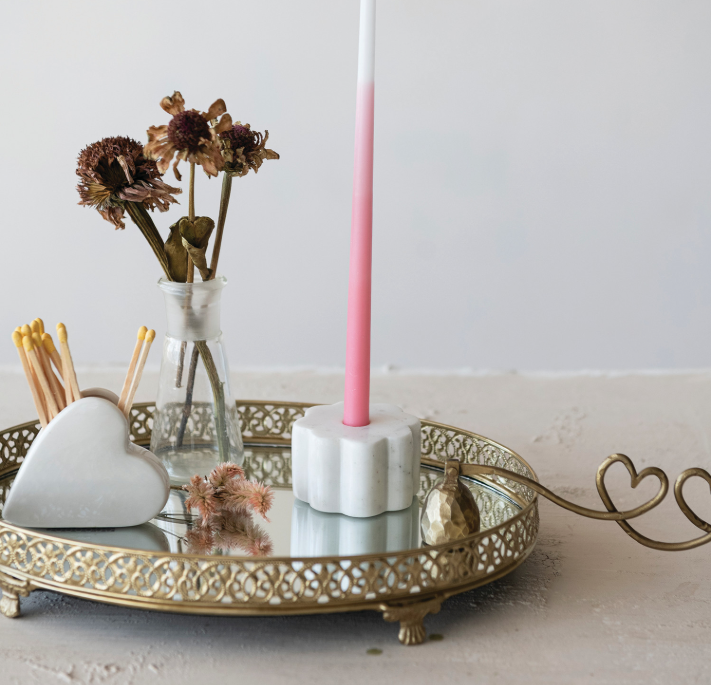Marble Scalloped Taper Holder, White