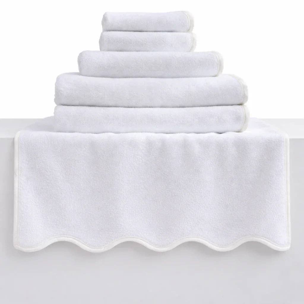 6pc Scallop Bath Towel Sets: White Piping