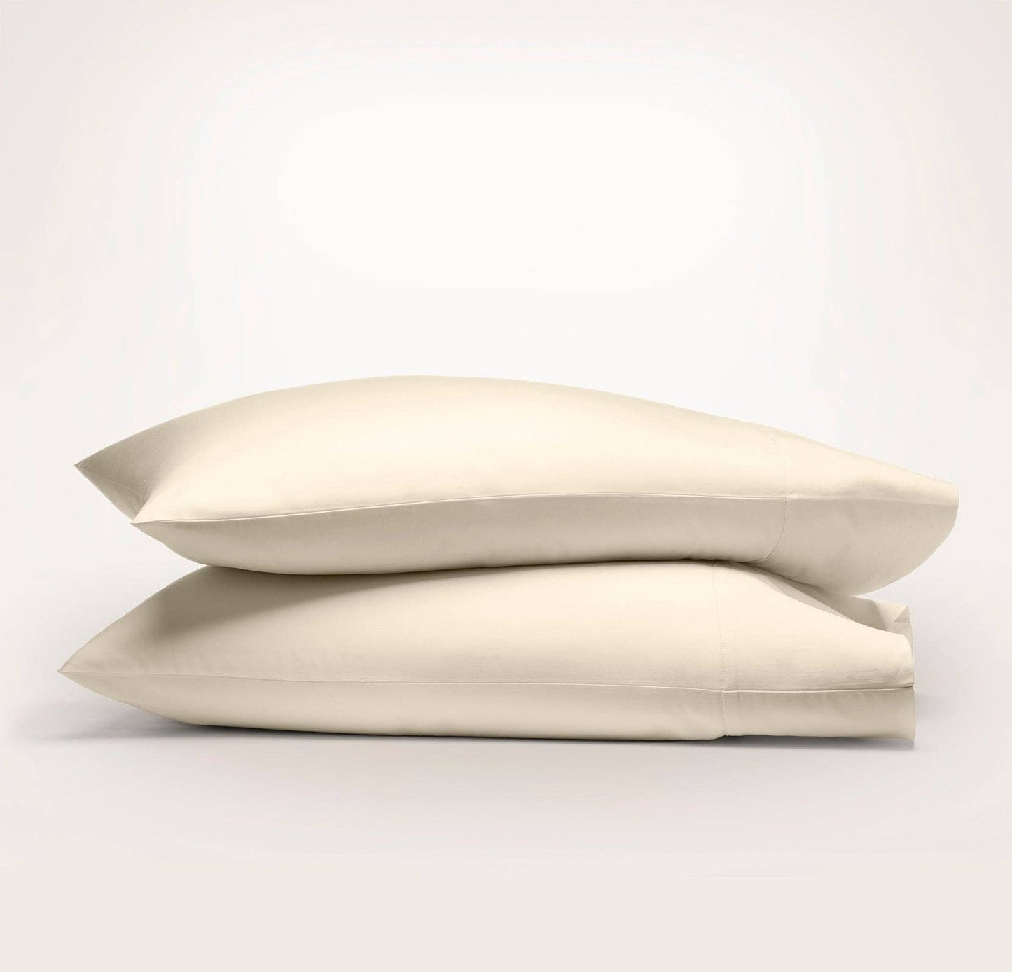 Percale Hemmed Pillowcase Set: Natural / Standard