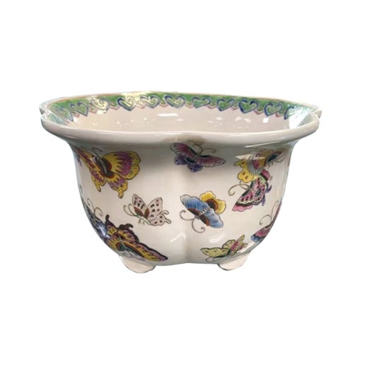 9" Butterfly Scalloped Cachepot